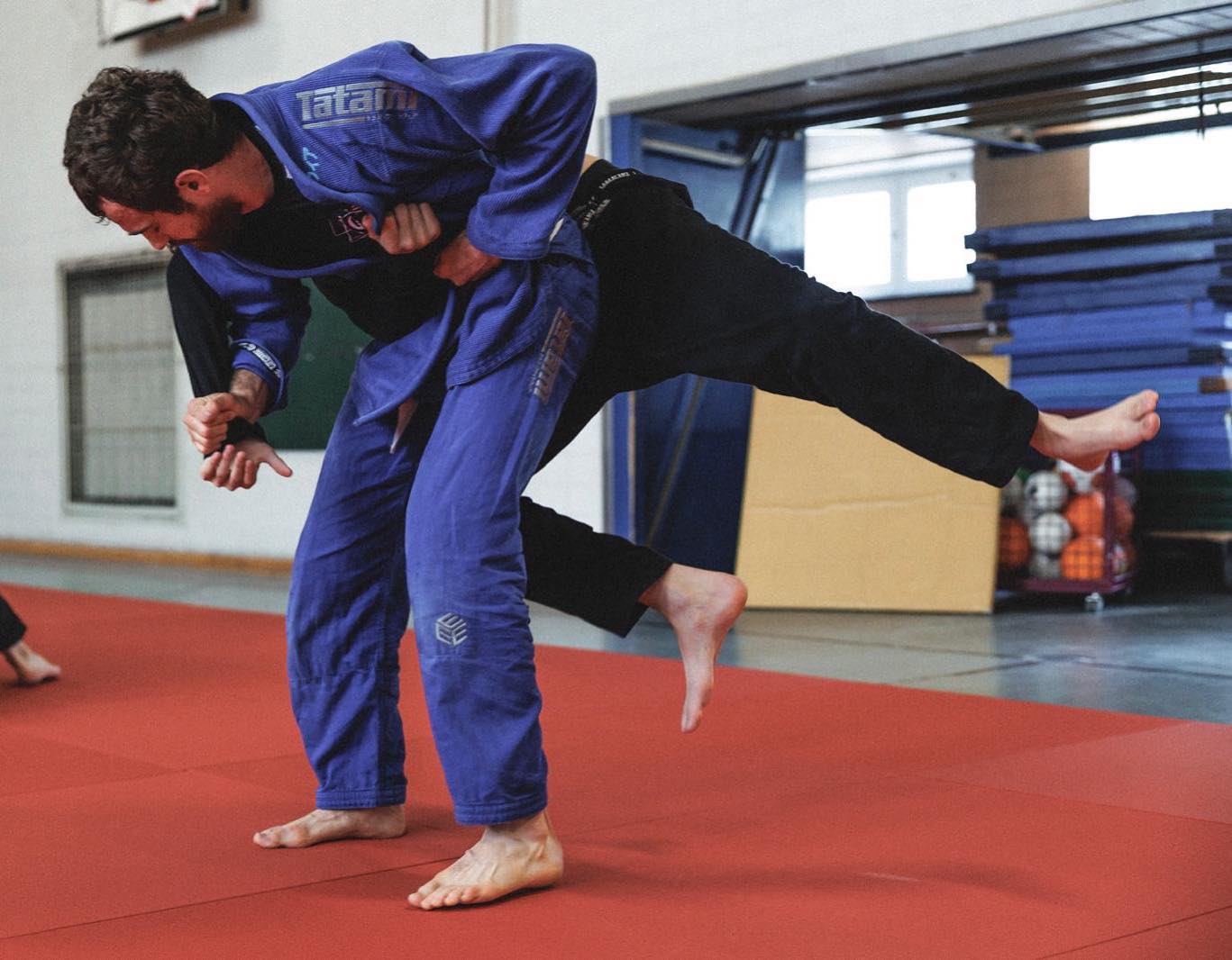 🤝🤜🤛 
#bjj #jiujitsu #bjjberlin #brazilianjiujitsulifestyle #brazilianjiujitsu #grappling #bjjlifestyle #martialarts #jiujitsulifestyle #fitness  #oss #bjjlife #training #ibjjf #gym #jiujitsulife #bjjgym #submission #armbar #nogi #mixedmartialarts #oss #osu #bjjwhitebelt #bjjbluebelt #faixaazul #faixabranca